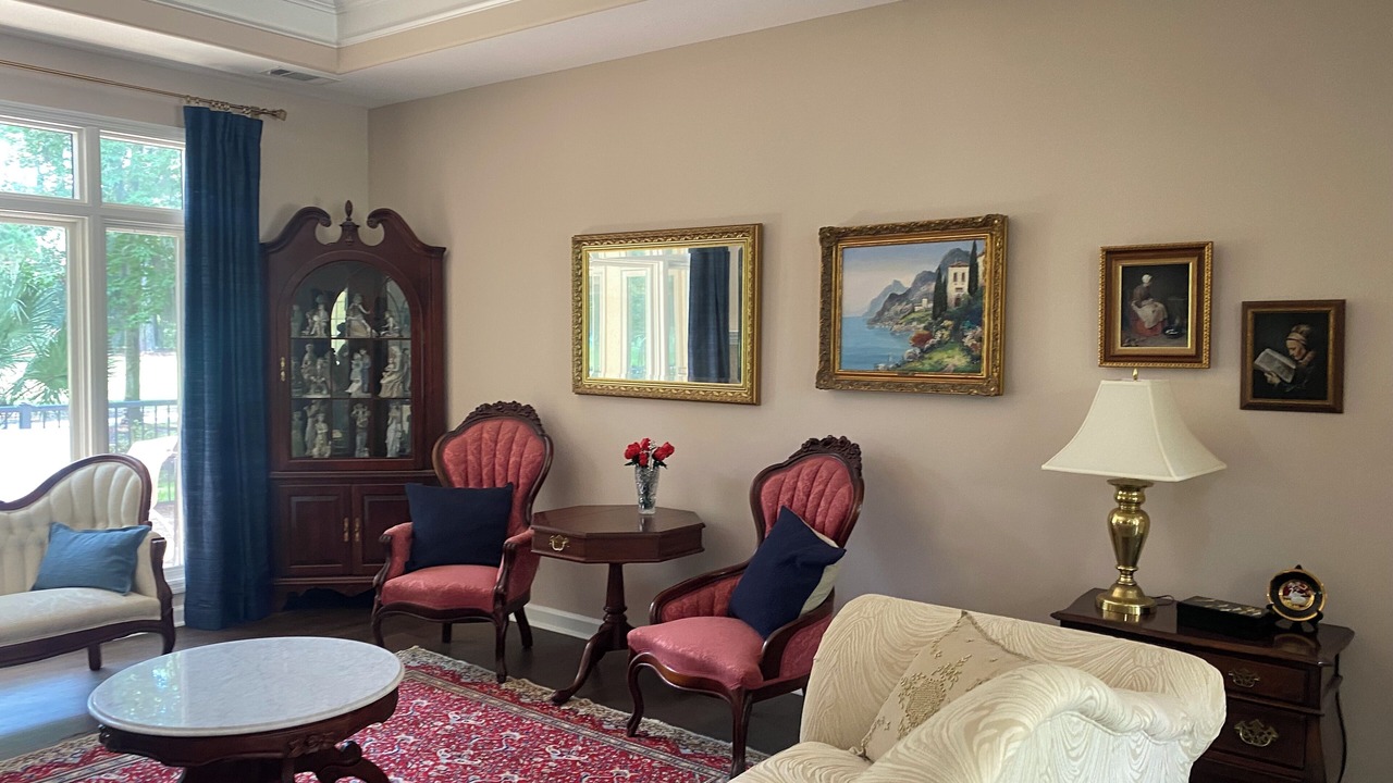 Photo of Livingroom in Moss Creek