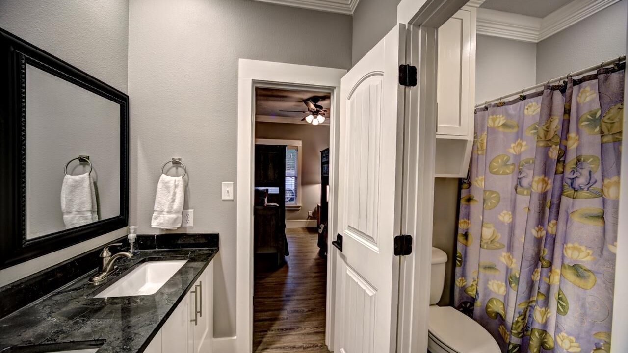 Photo of Bathroom in Negreet