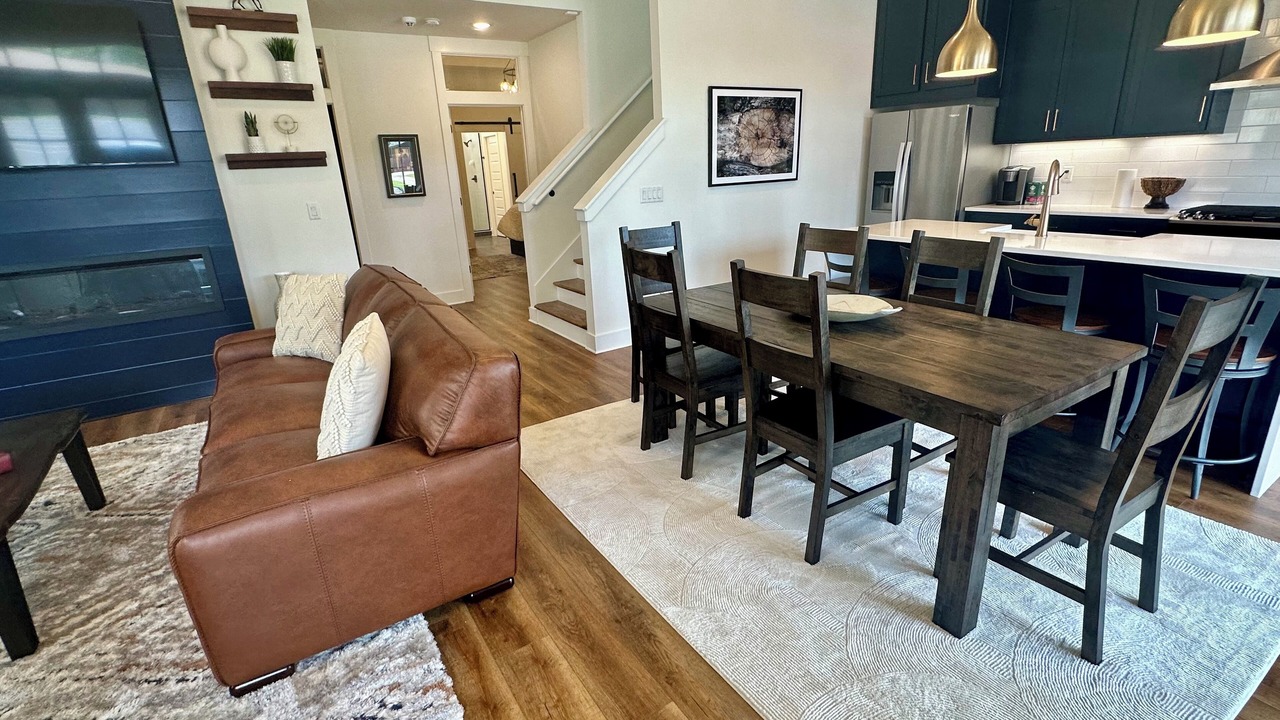 Photo of Livingroom in Jeffersonville