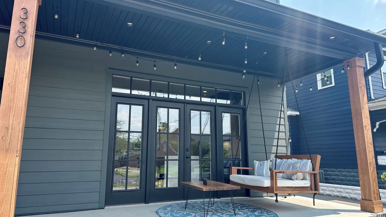 Photo of Patio Balcony in Jeffersonville