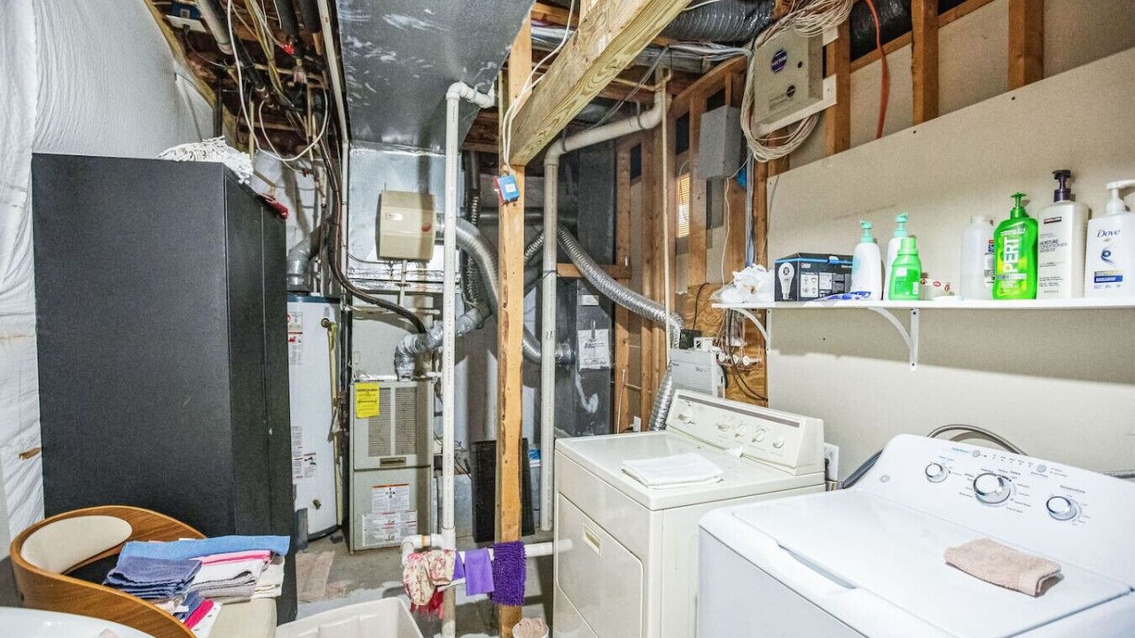 Photo of Others in Fairland