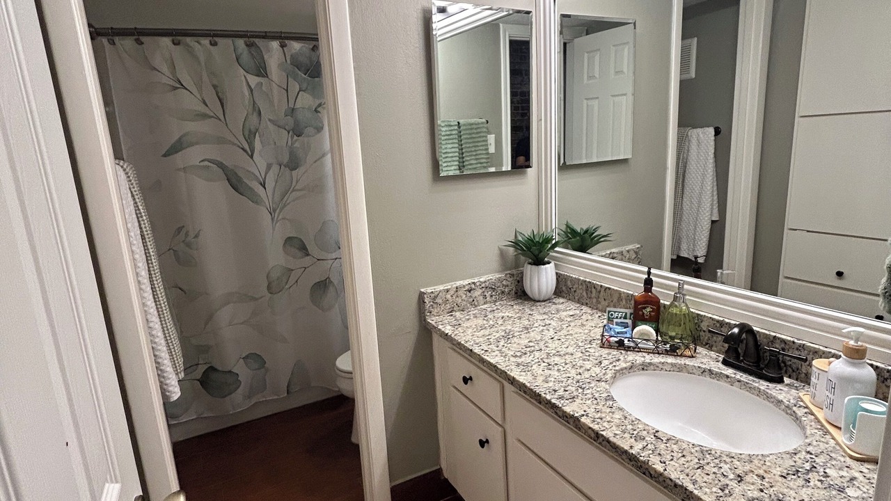 Photo of Bathroom in Walden on Lake Conroe