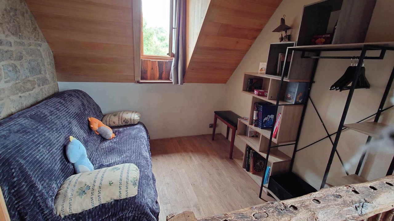 Photo of Livingroom in Villeneuve d'Aveyron