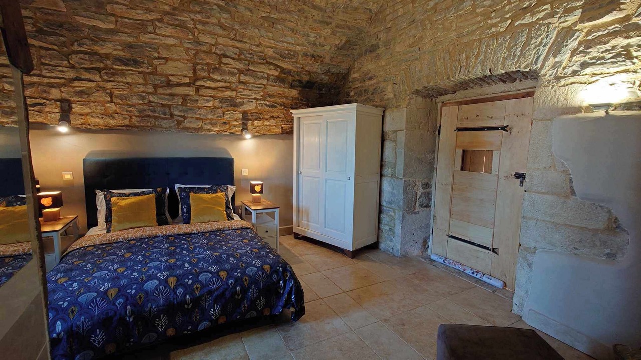 Photo of Bedroom in Villeneuve d'Aveyron