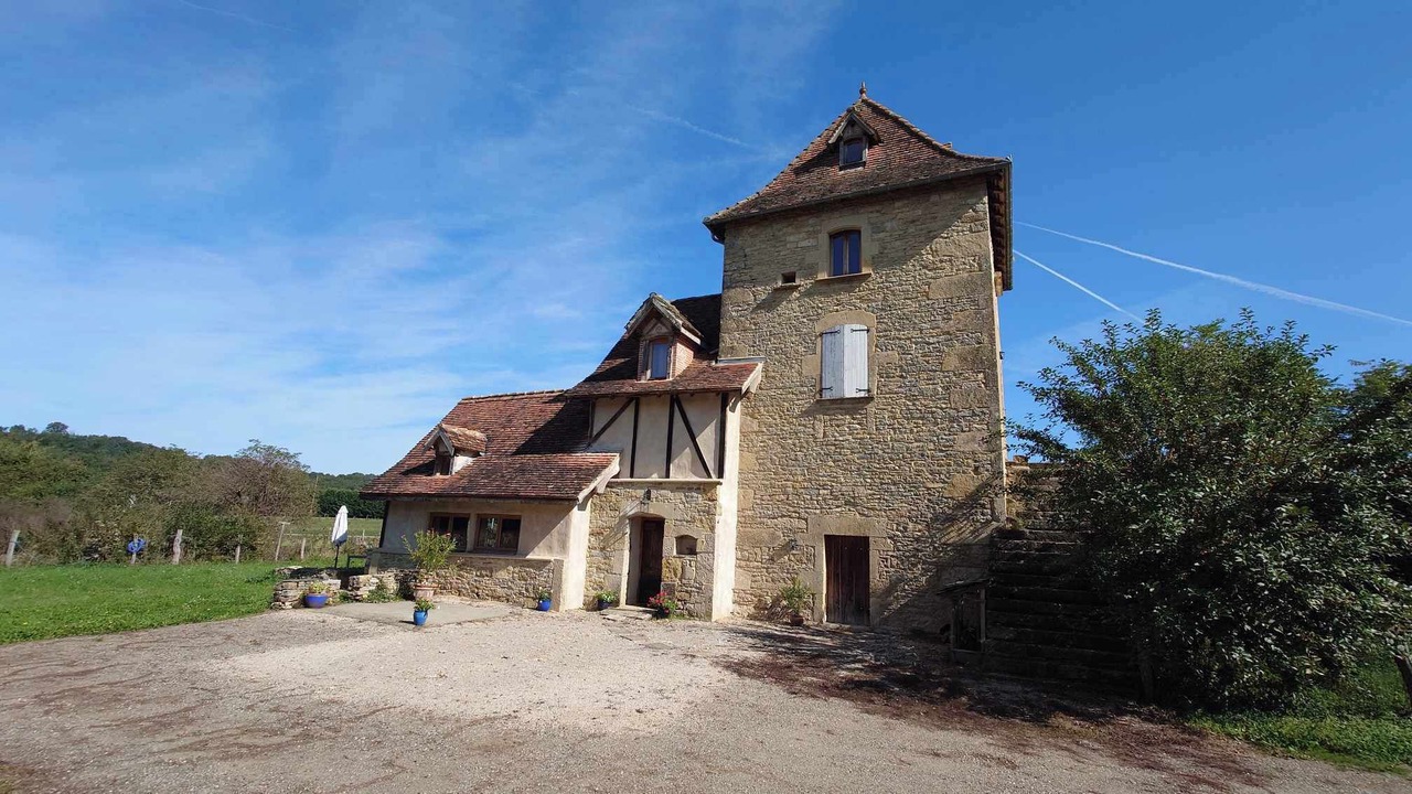 Photo of Outdoor in Villeneuve d'Aveyron