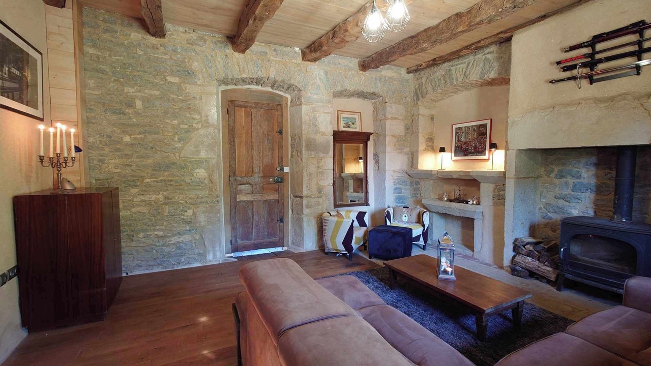 Photo of Livingroom in Villeneuve d'Aveyron