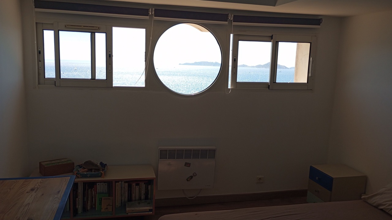 Photo of Bedroom in Roucas-Blanc