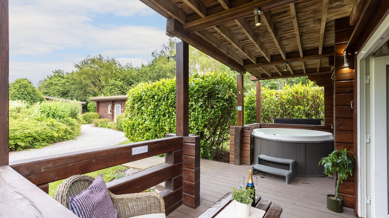 Photo of Patio Balcony in Carlton Miniott