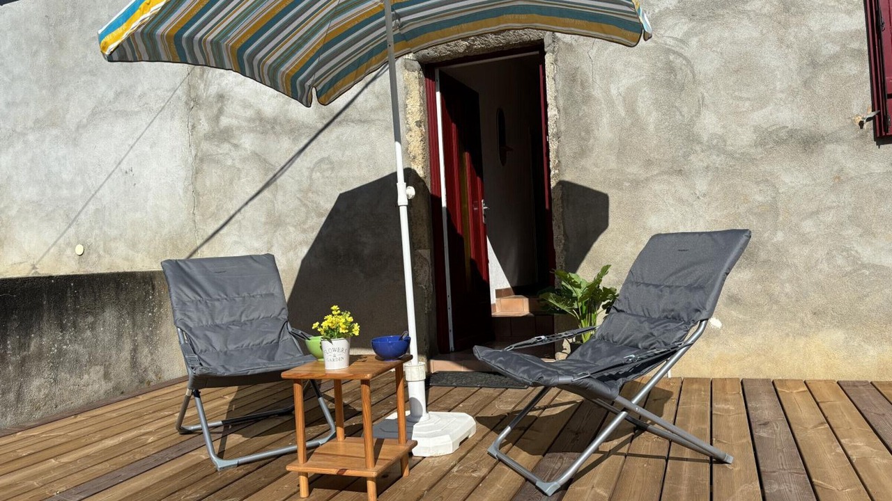 Photo of Patio Balcony in Saulcet