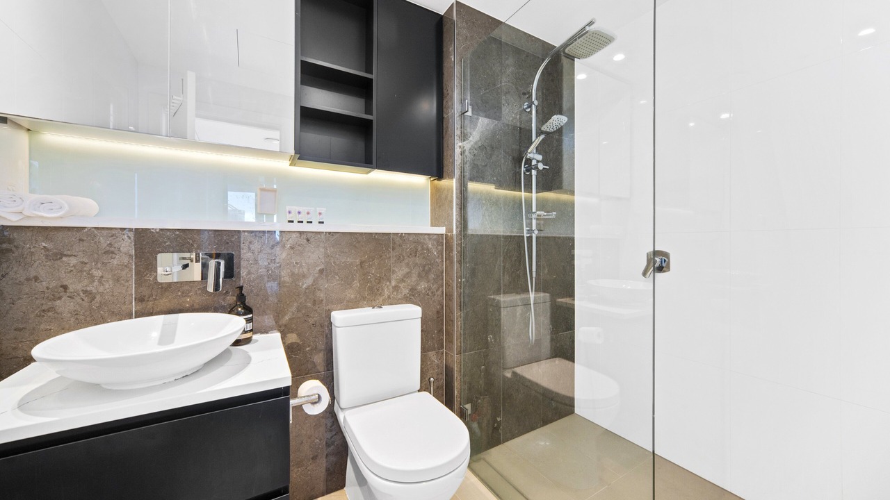 Photo of Bathroom in Wentworth Point