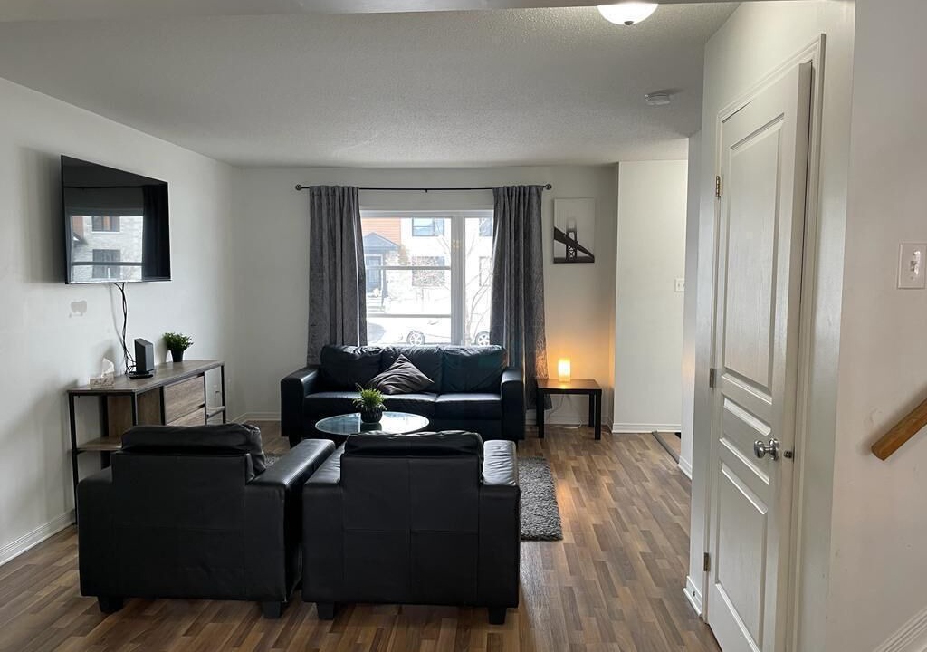 Photo of Livingroom in Communaute-Urbaine-de-l'Outaouais