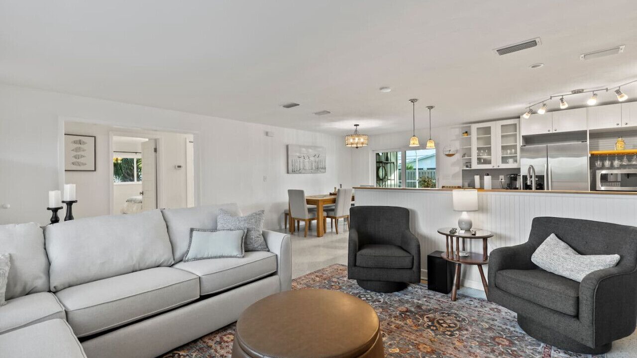 Photo of Livingroom in Ponce Inlet