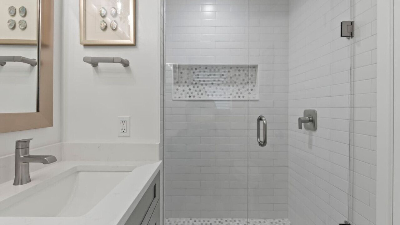 Photo of Bathroom in Ponce Inlet