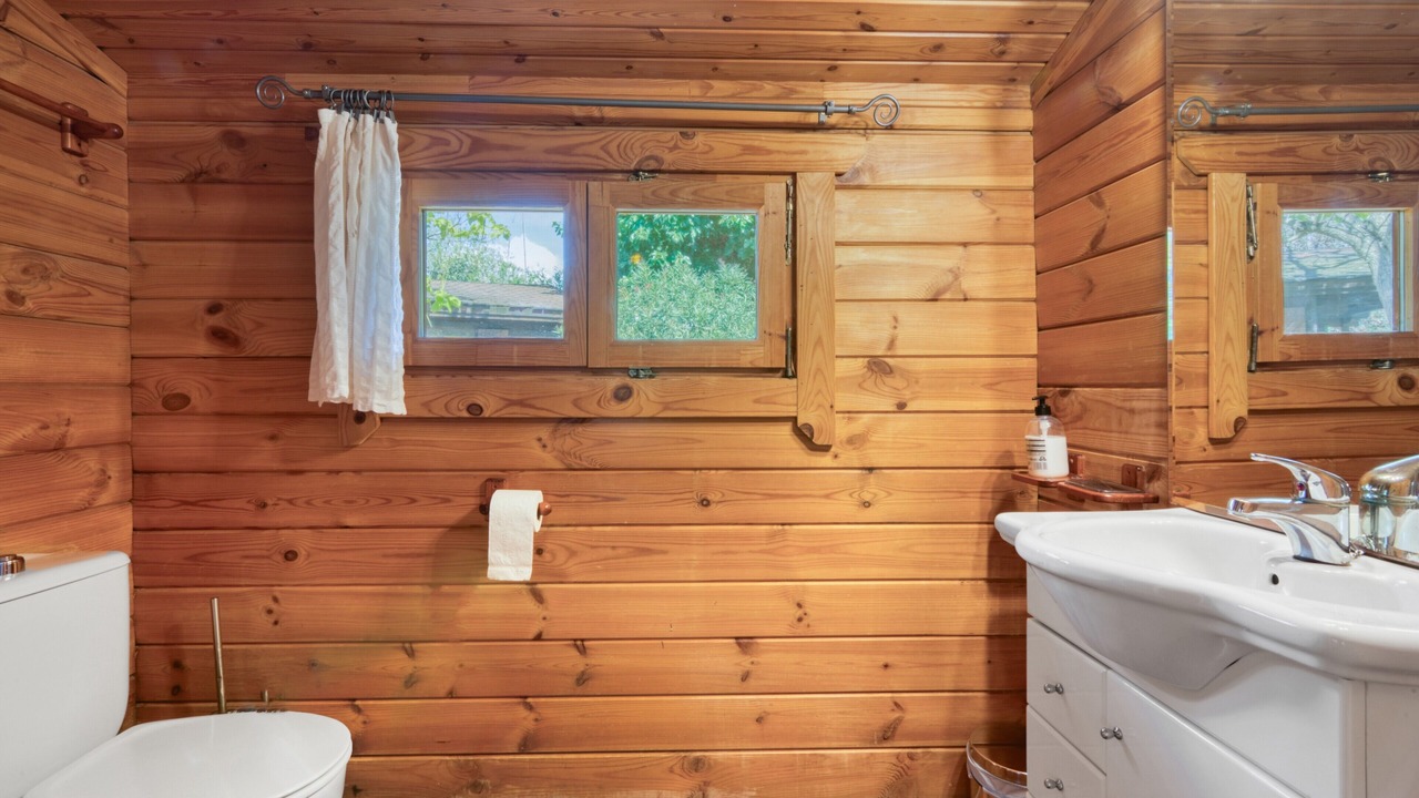 Photo of Bathroom in Benicolet