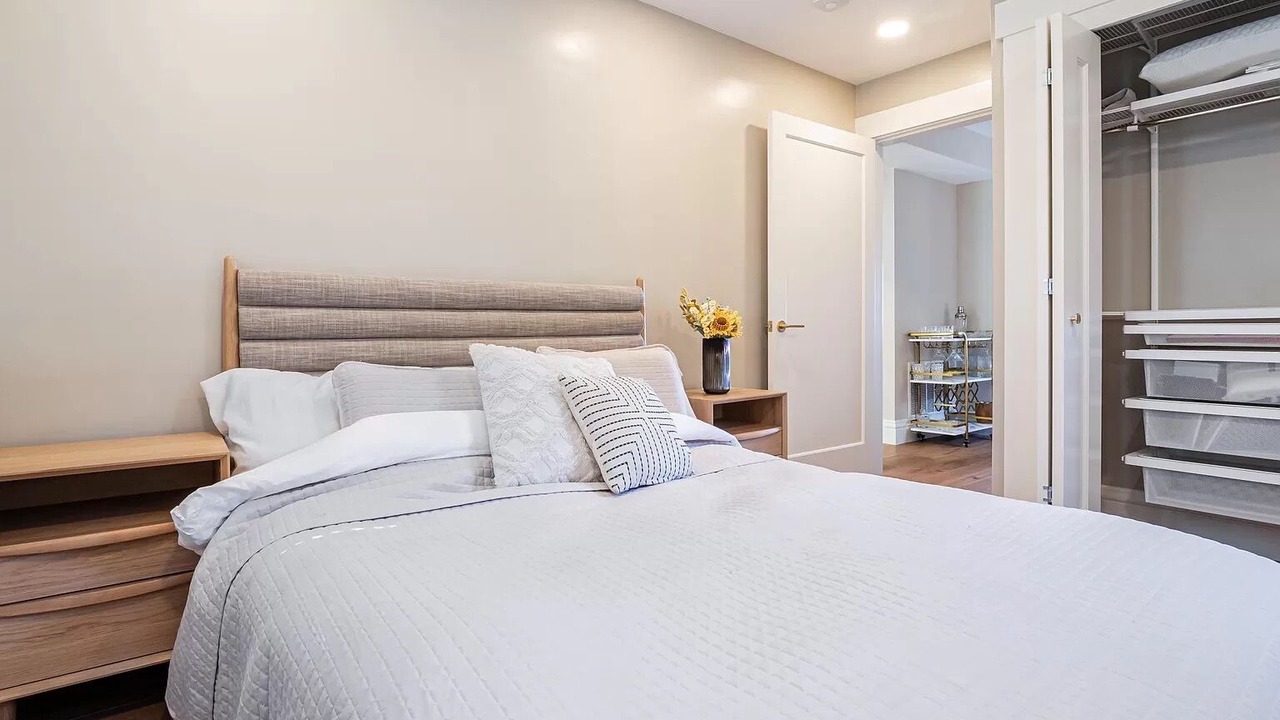 Photo of Bedroom in Noe Valley