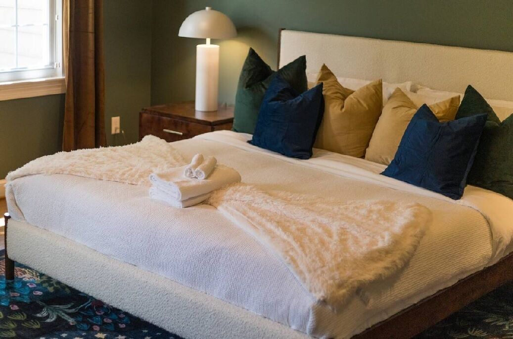 Photo of Bedroom in Old Town Alexandria