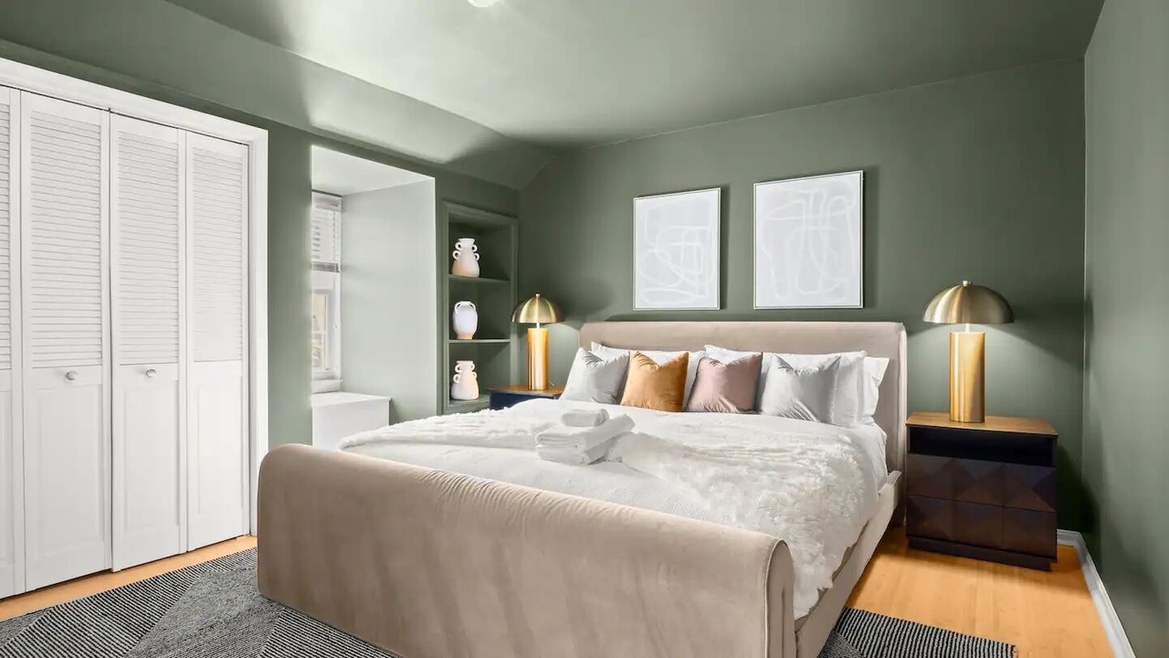 Photo of Bedroom in Old Town Alexandria