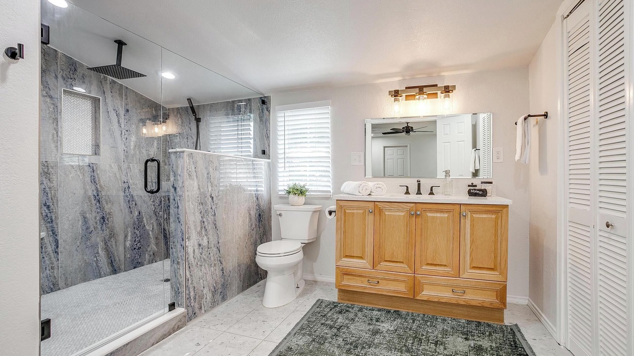 Photo of Bathroom in Granbury
