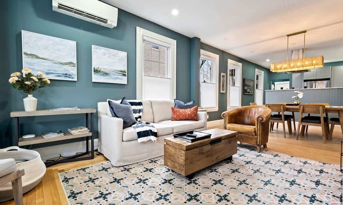 Photo of Livingroom in Oakdale