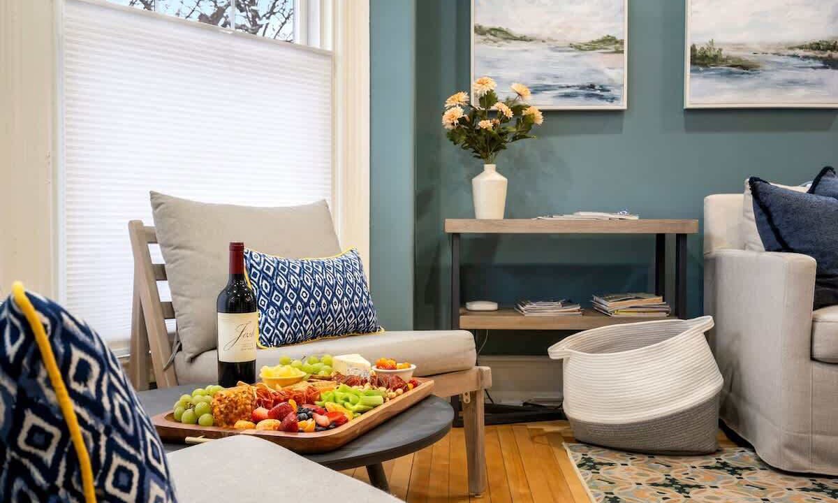 Photo of Livingroom in Oakdale