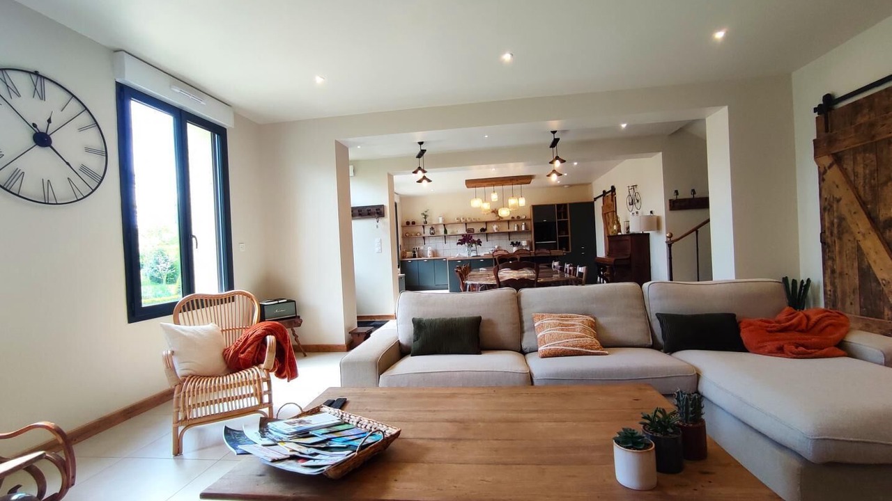 Photo of Livingroom in Rolleville