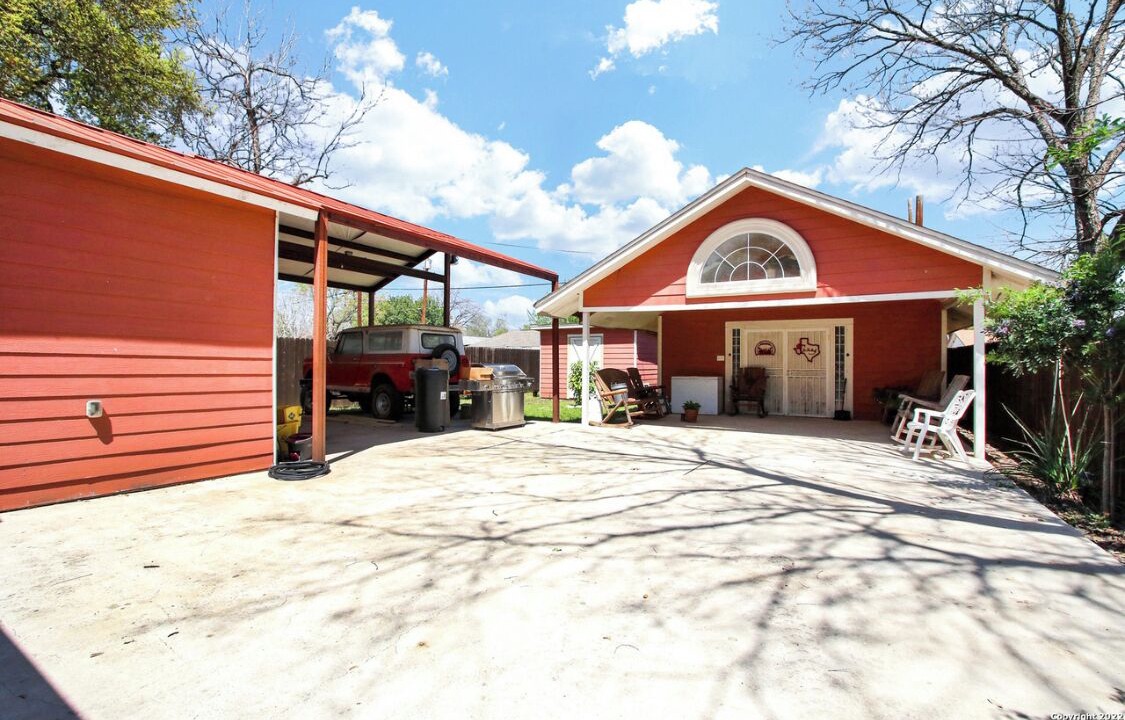Photo of Outdoor in Southside