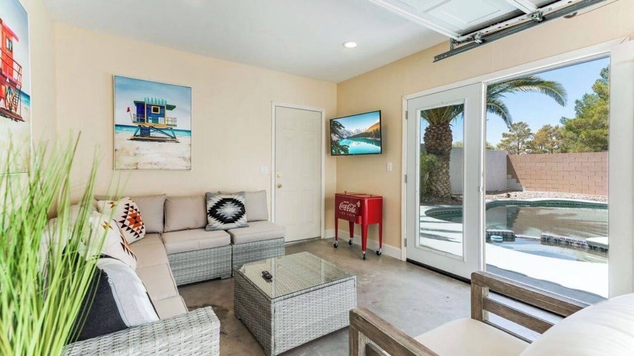 Photo of Livingroom in Green Valley North