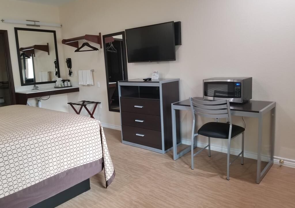 Photo of Bedroom in Bay City