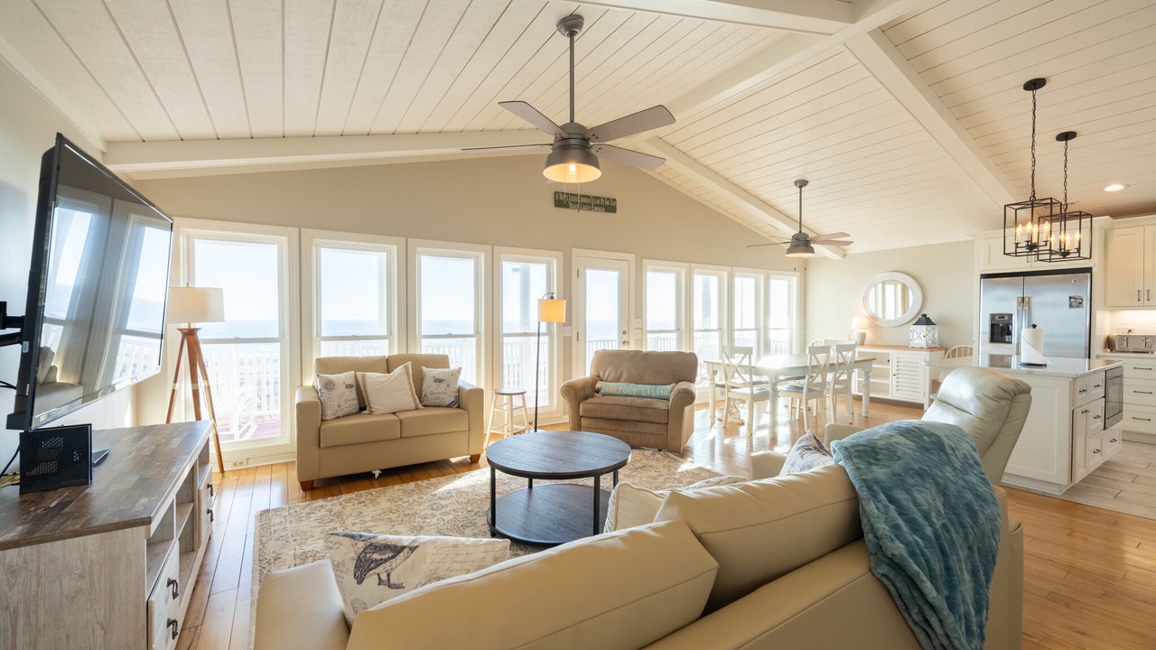 Photo of Livingroom in Holden Beach