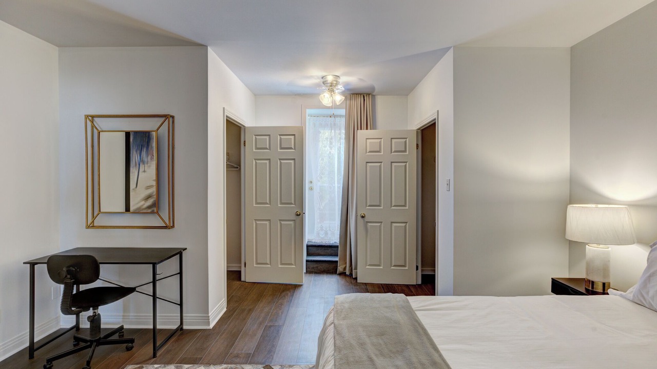 Photo of Bedroom in Latin Quarter