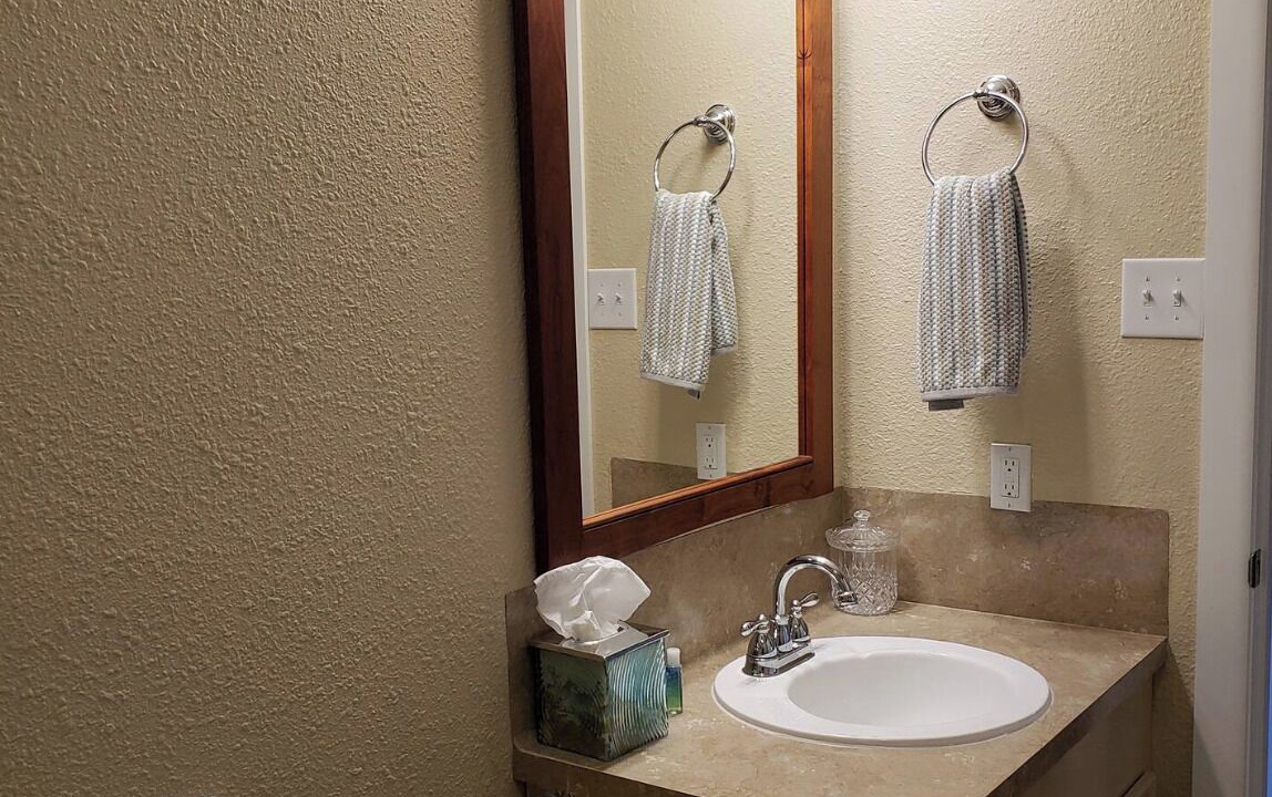 Photo of Bathroom in Pettus