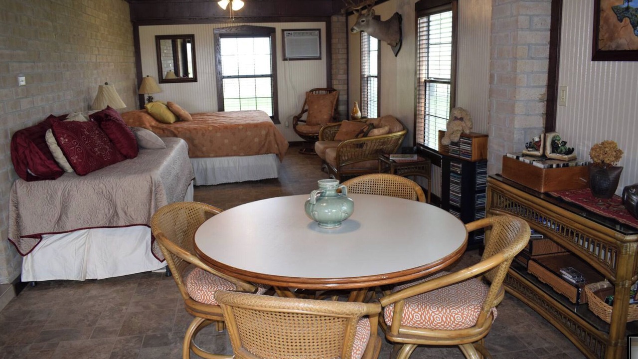 Photo of Bedroom in Pettus