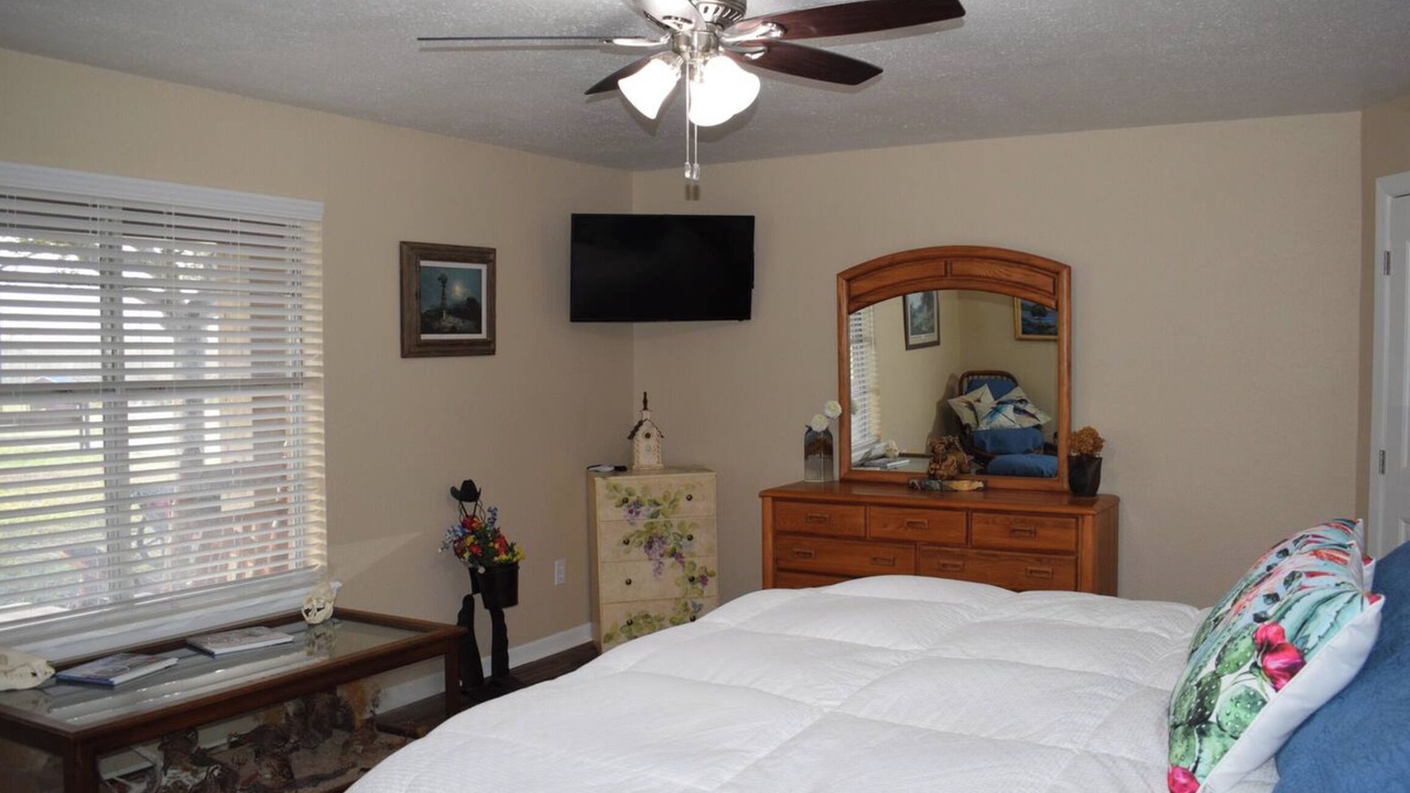 Photo of Bedroom in Pettus