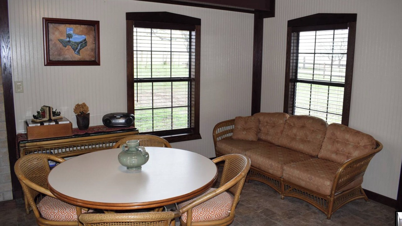 Photo of Others in Pettus