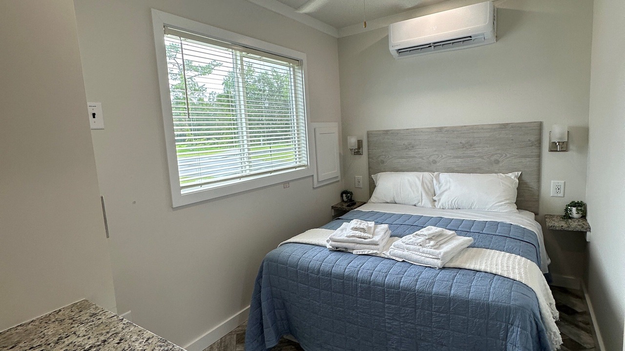 Photo of Bedroom in Maysville