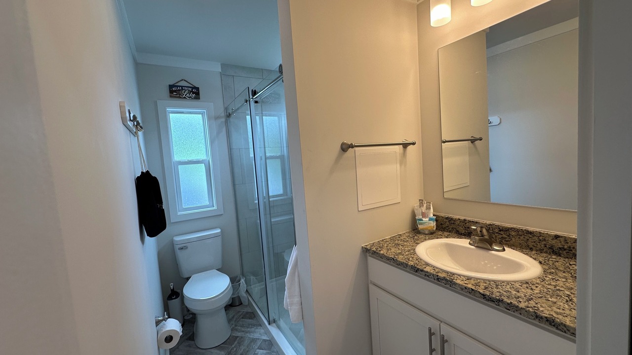 Photo of Bathroom in Maysville