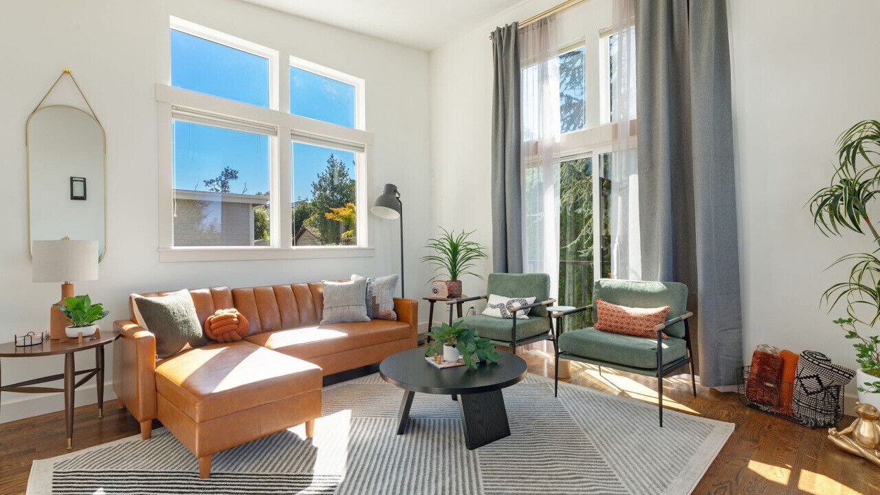 Photo of Livingroom in Seattle Metro Area