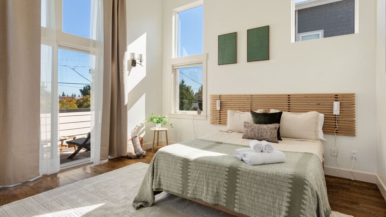 Photo of Bedroom in Seattle Metro Area