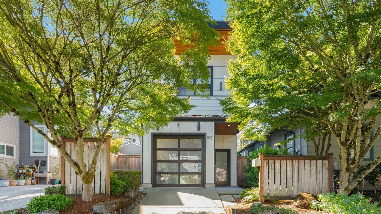 Photo of Outdoor in Seattle Metro Area