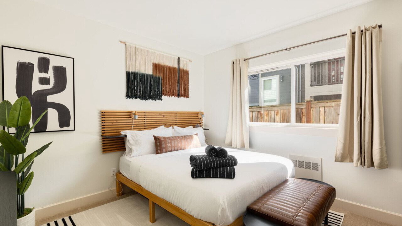 Photo of Bedroom in Seattle Metro Area