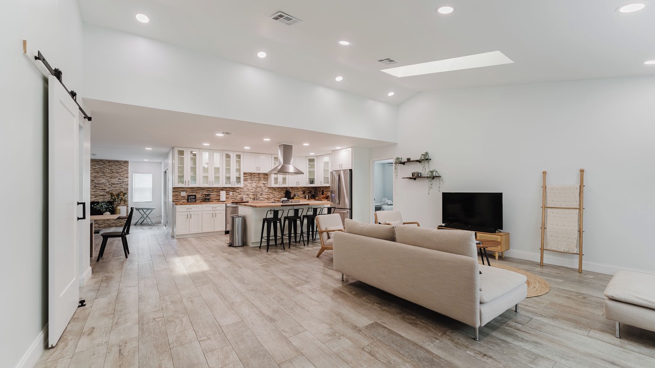Photo of Livingroom in Tropic Palms