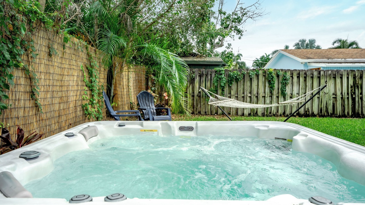 Photo of Outdoor in Tropic Palms