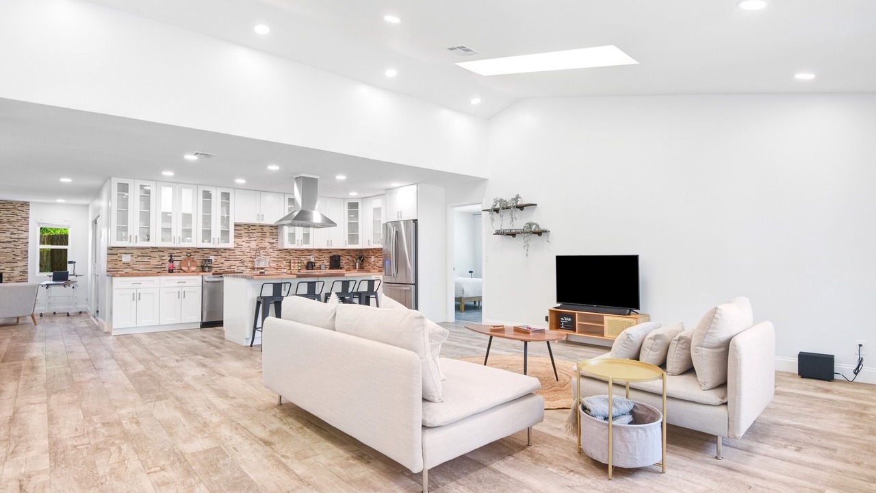 Photo of Livingroom in Tropic Palms