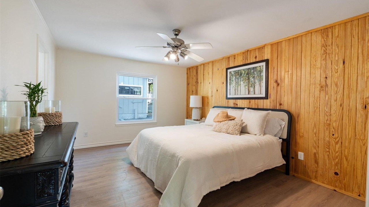 Photo of Bedroom in Malakoff