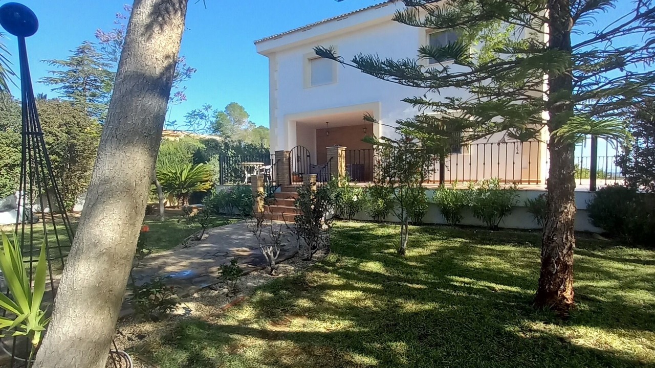Photo of Outdoor in Turis