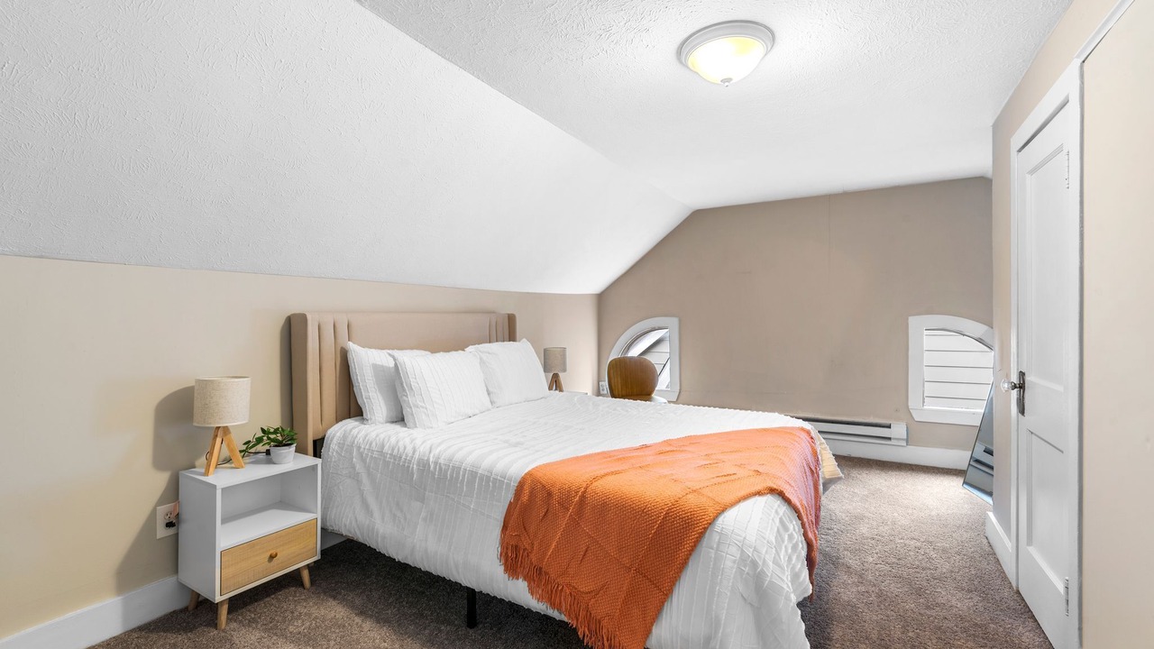 Photo of Bedroom in Cleveland