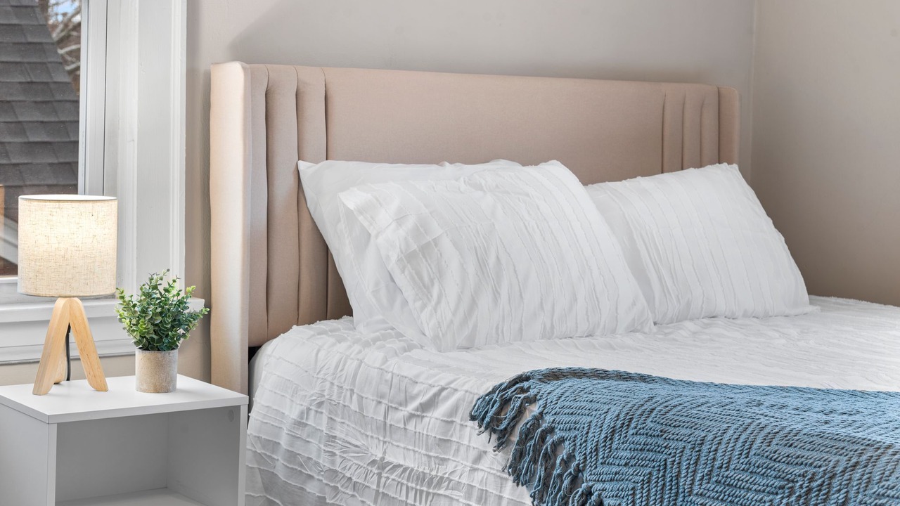 Photo of Bedroom in Cleveland