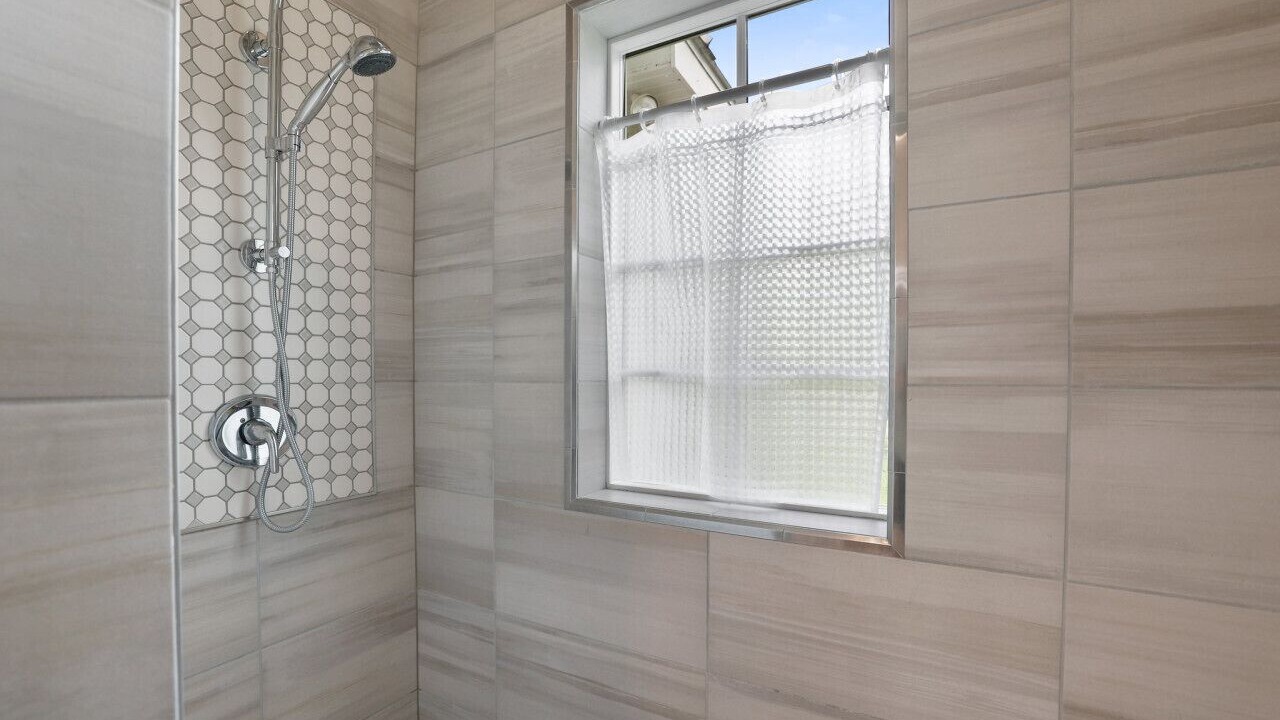 Photo of Bathroom in Sealy