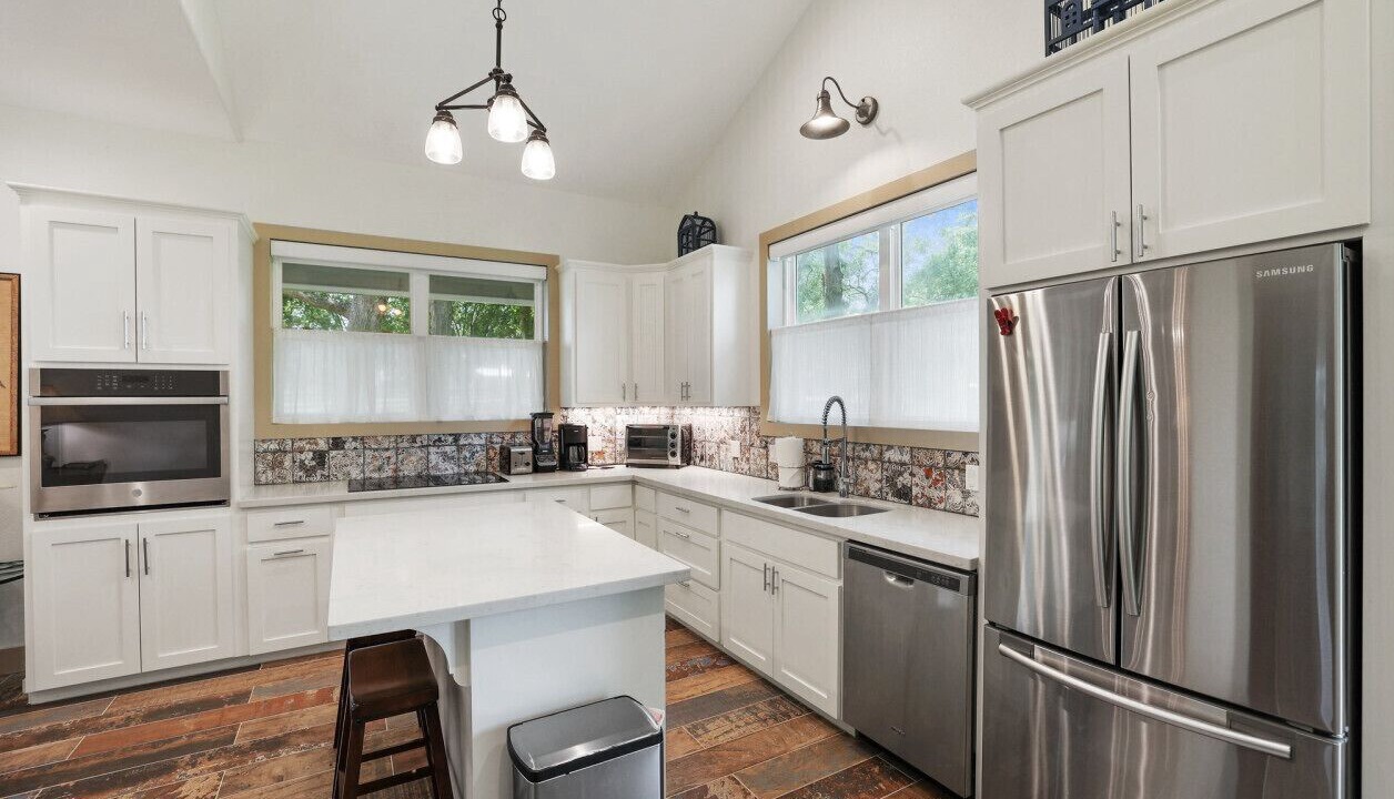 Photo of Kitchen in Sealy