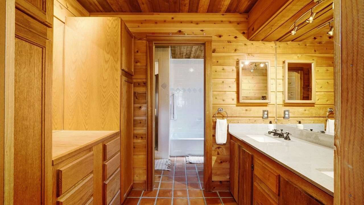 Photo of Bathroom in Lost Creek